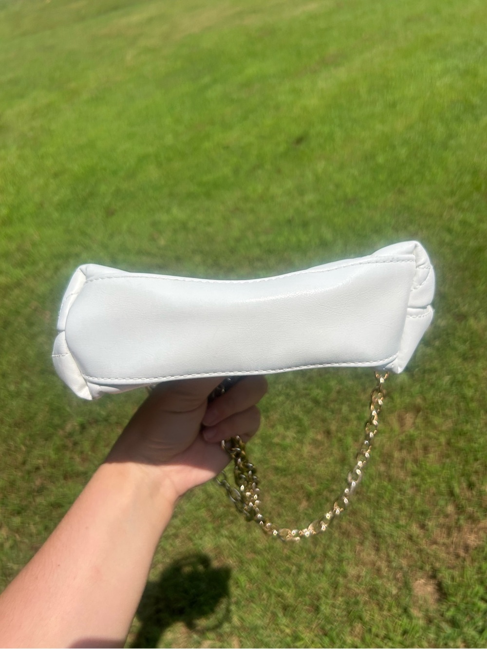 Forever 21 White Quilted Mini Satchel Bag Gold Chain Crossbody Purse - Picture 3 of 7